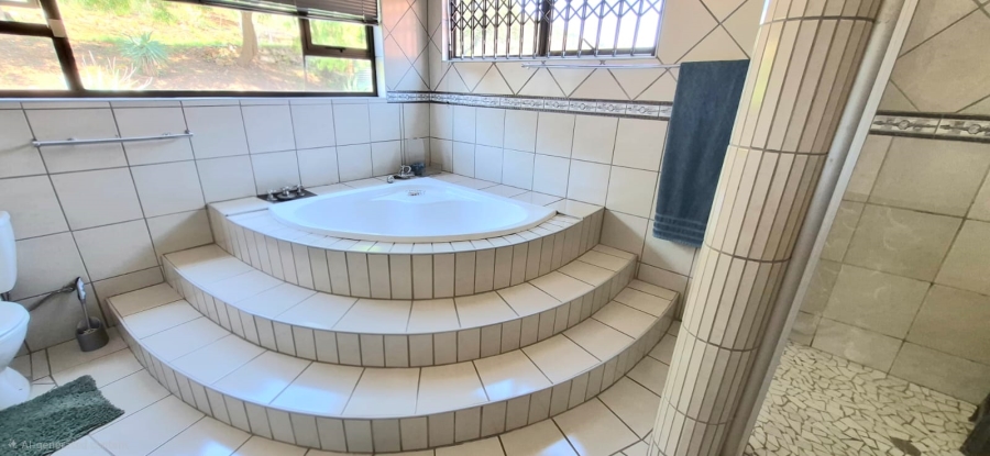 11 Bedroom Property for Sale in Groot Marico North West